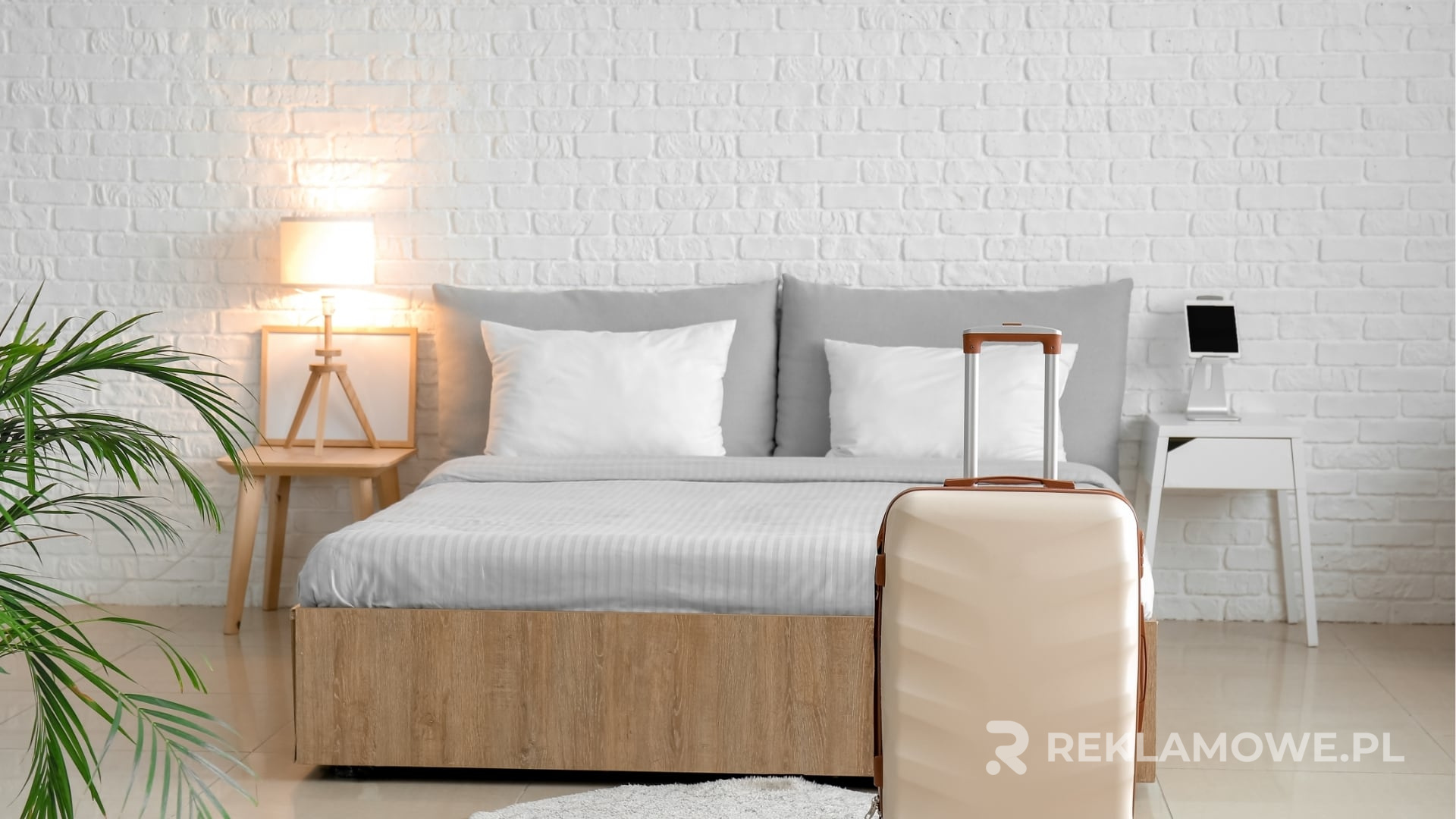 Walizki reklamowe z różnych materiałów